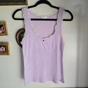 Vintage Victoria's Secret ribbed cami with lace trim